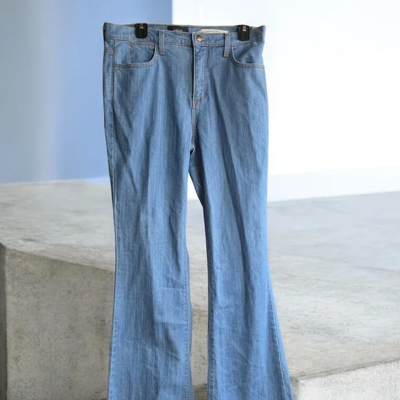 NYDJ Premium Denim Tummy Tuck Bootcut Jeans Size 10 - Picture 1 of 5